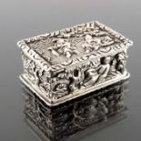 A 19th century Chinese export silver vinaigrette