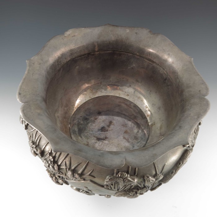 A monumental Japanese silver bowl, Meiji, circa 1880 - Image 7 of 17