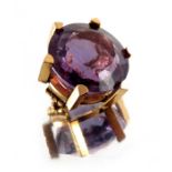 A Victorian 9 carat gold and amethyst brooch