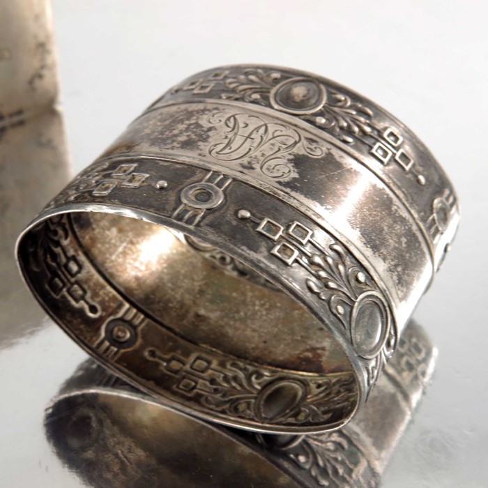 An Imperial Russian silver match box case, together with a Continental silver napkin ring - Image 2 of 7