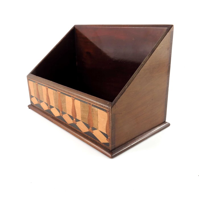 An Edwardian mahogany and parquetry inlaid book box - Image 3 of 3