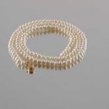 A cultured pearl single-strand necklace