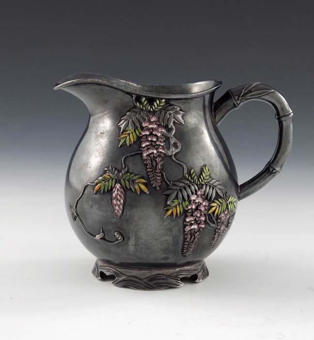 A Japanese silver and enamelled jug, Sanju Saku, Yokohama cieca 1900 - Image 4 of 10