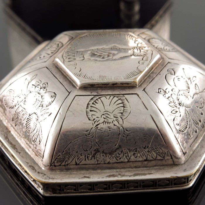 A Dutch silver plated marriage box - Image 3 of 7