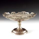 A George V silver pedestal comport, Martin Hall and Co., Sheffield 1918