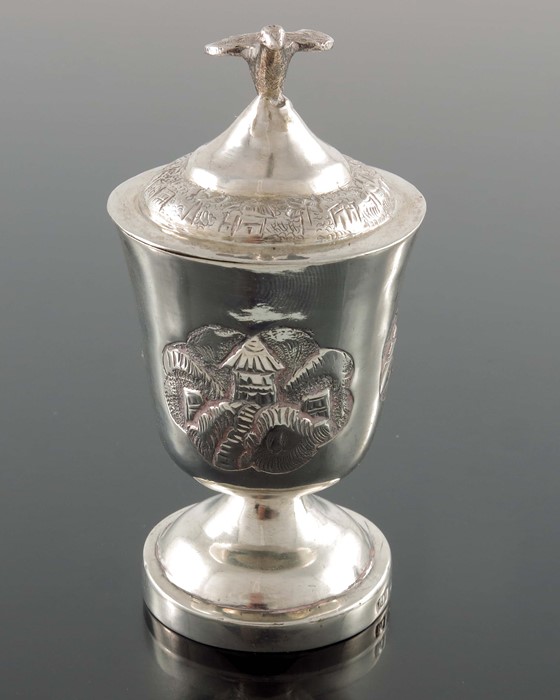 A Chinese export silver egg cup and cover - Image 3 of 4