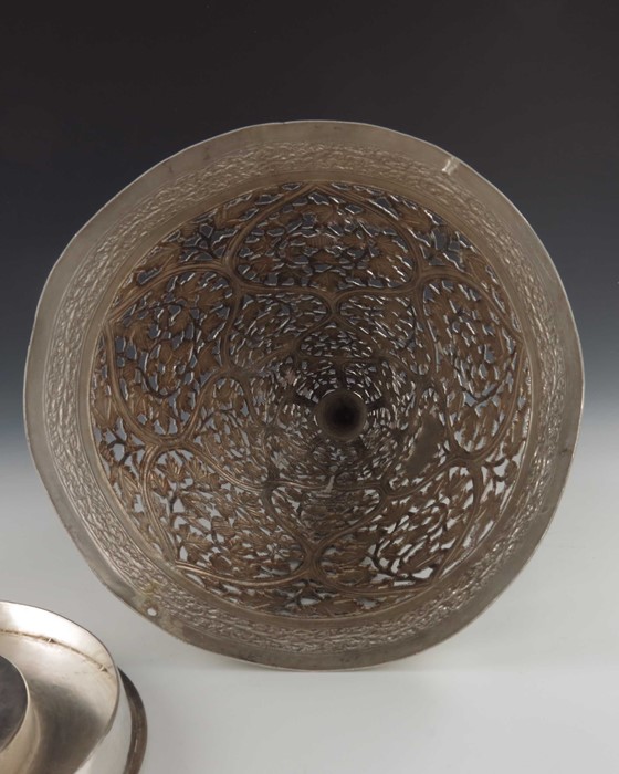 A large Chinese export silver reticulated cone or incense burner - Image 4 of 7