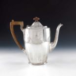 A George V silver coffee pot, William Suckling Ltd., Birmingham 1933