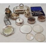 A collection of silver plate, to include Mappin & Webb examples