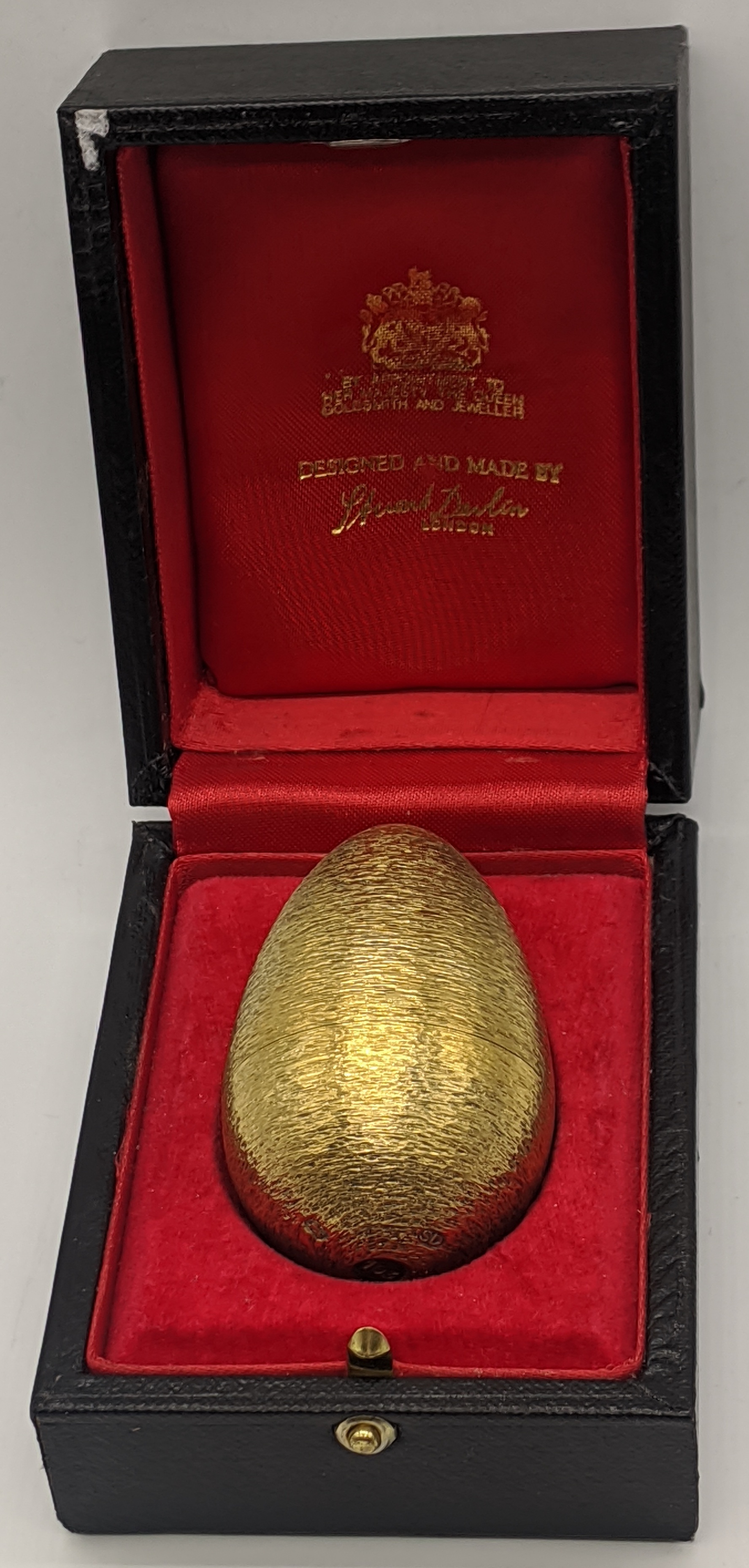 A Stuart Devlin Charles and Diana boxed silver gilt egg, No.103, hallmarked London 1981, original - Image 2 of 5