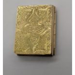 A miniature gold vinaigrette, engraved decor, 2.5cm x 2cm, 6g,