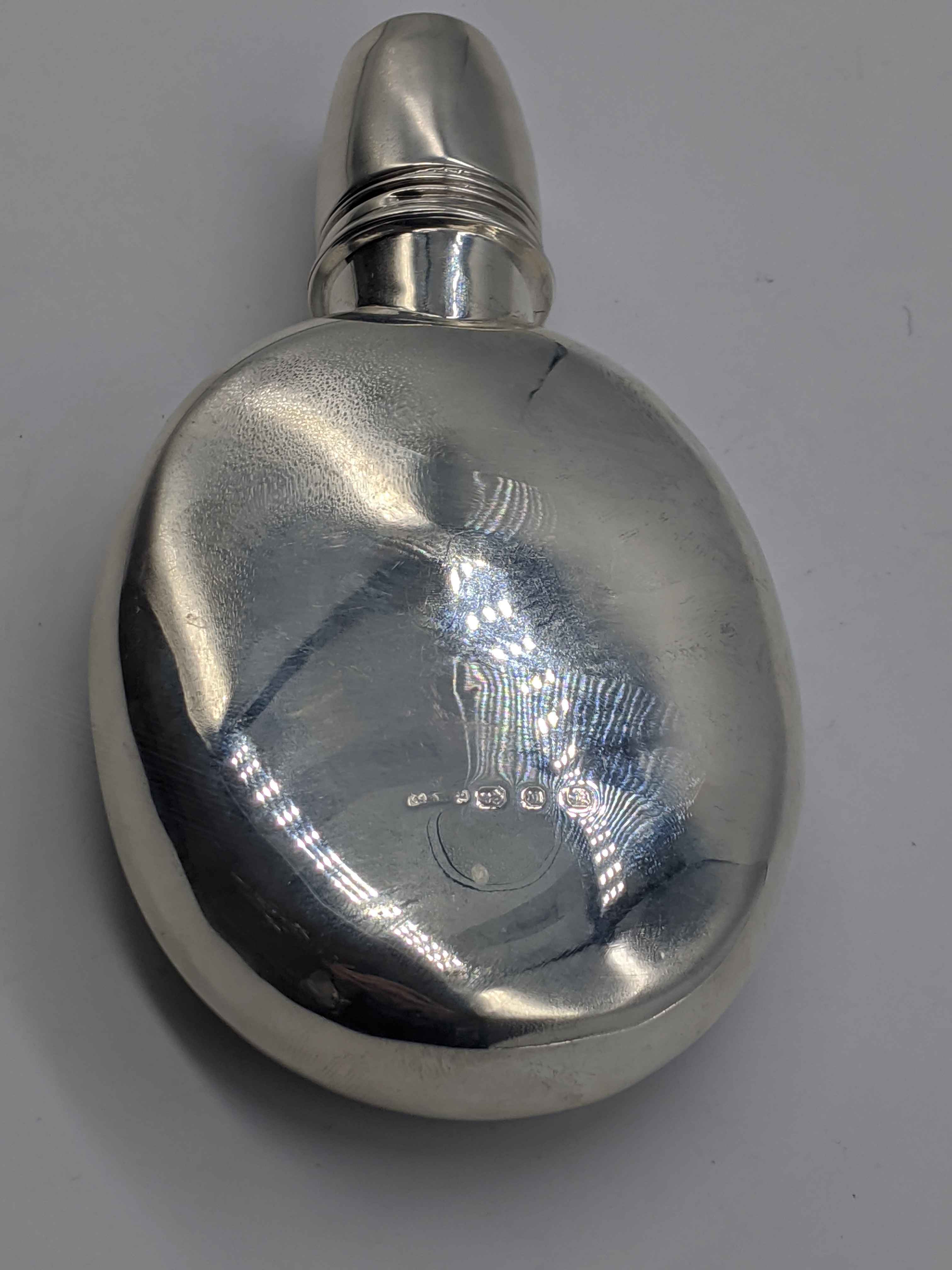 A silver hip flask with shot cup as lid, hallmarked Birmingham, 1896, maker George Edwin Walton, - Image 2 of 3