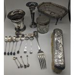 A mixed lot of silver to include a pair of Georgian mustard spoons, a Georgian fork, one other