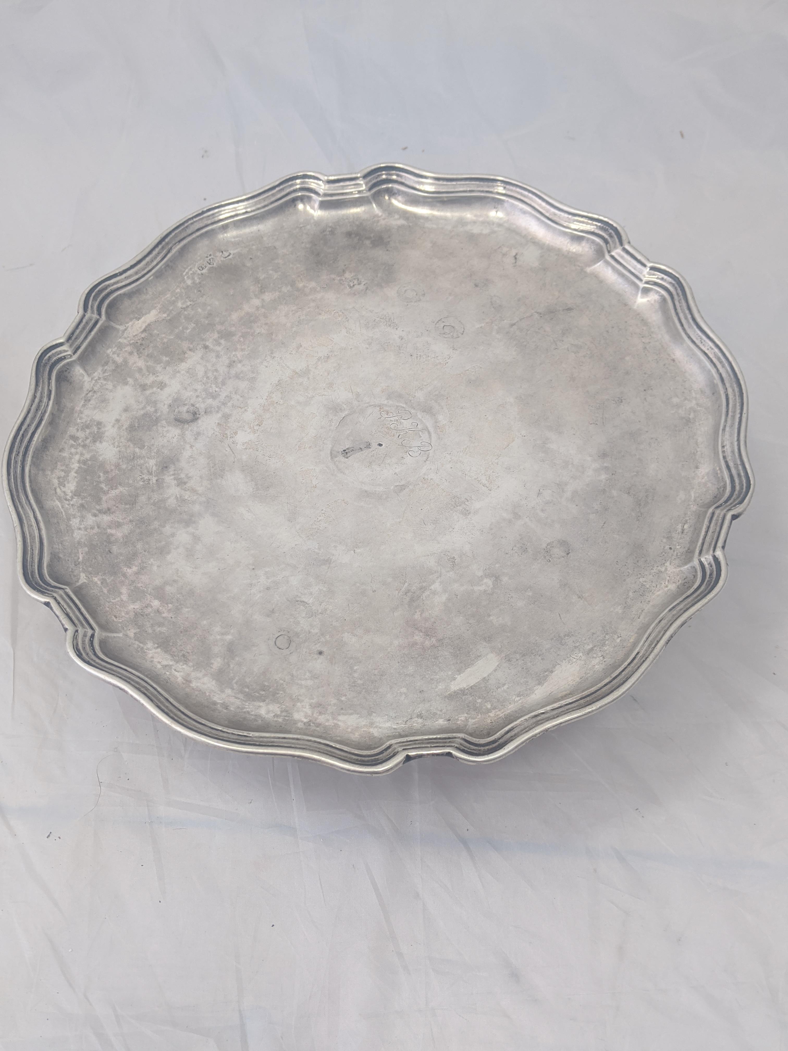 An early Maltese silver tazza, late 18th century, marks to the top, underside of top and to foot - Image 10 of 13