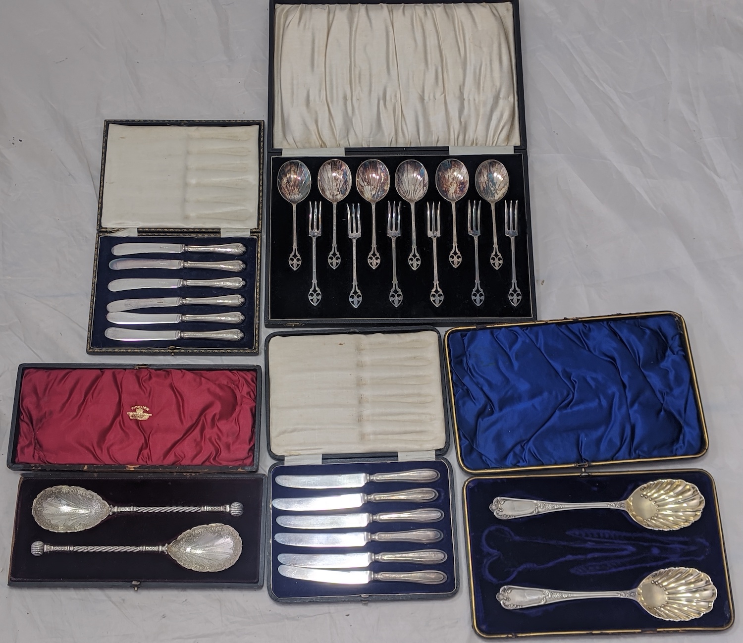 A large quantity of silver plated and silver handled flatware