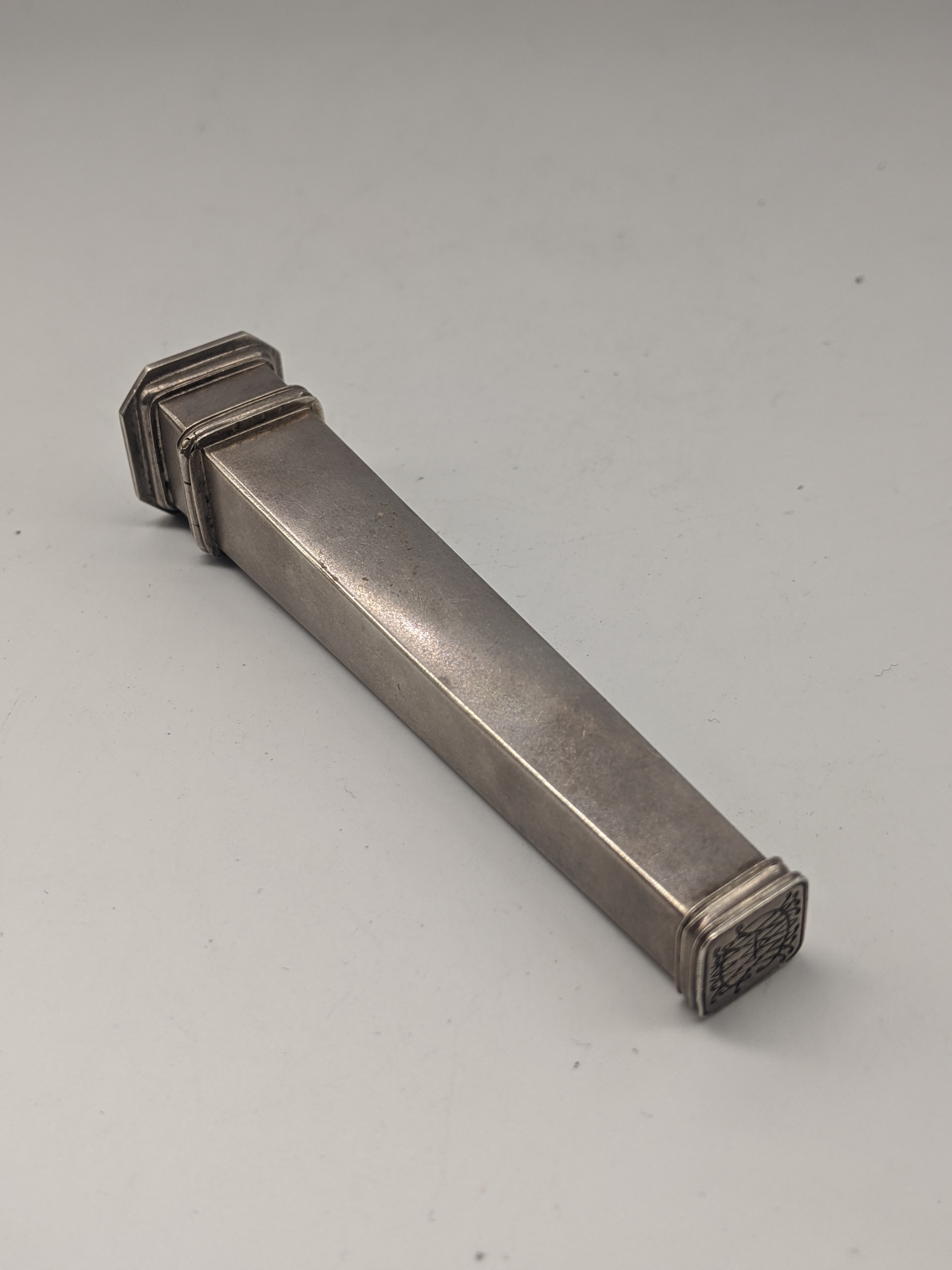 A 19th century silver sealing wax case, unmarked, L.9cm - Image 3 of 3