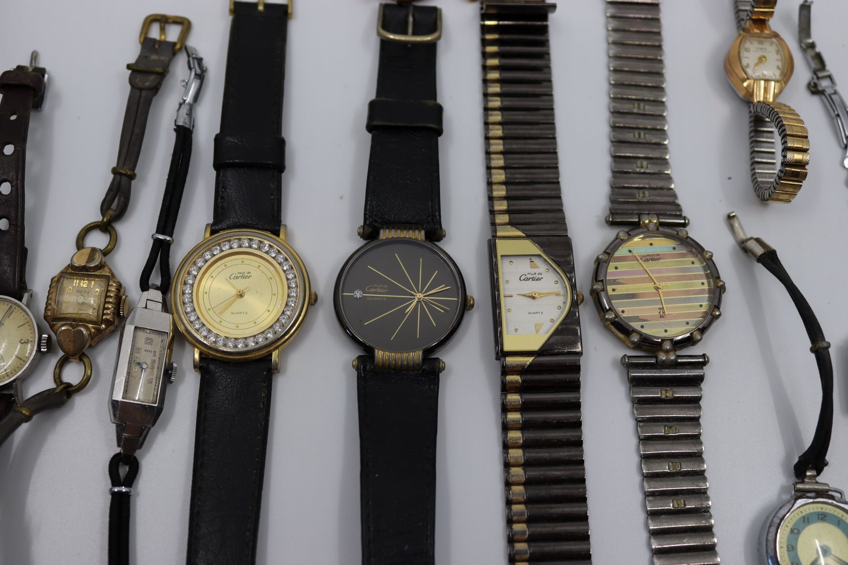 Large collection of watches to include Must de Cartier, Montine, Bifora, Seiko, Lorus and others. ( - Image 4 of 8