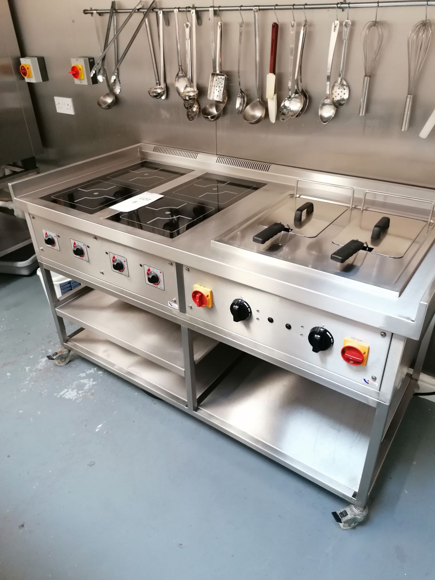 Target Catering, Twin Induction hob + twin deep fat fryer, Serial No. 12107-1112