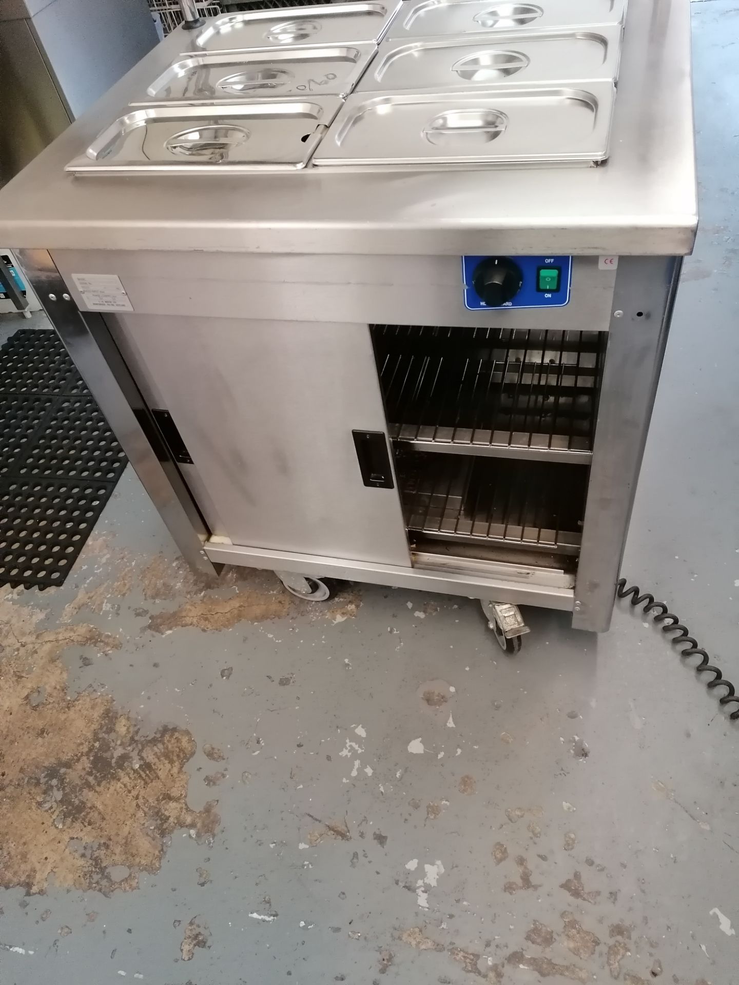 Moffat VCBM2 versicarte plus bain marie /six pot /hot cupboard /over heat lamp - Image 2 of 6