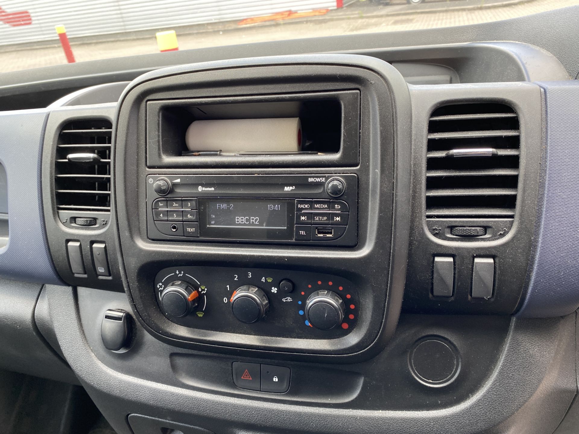 Vauxhall Vivaro 2900 CDTi Diesel LWB Panel Van, Registration No. DE64 XYX - Image 38 of 43