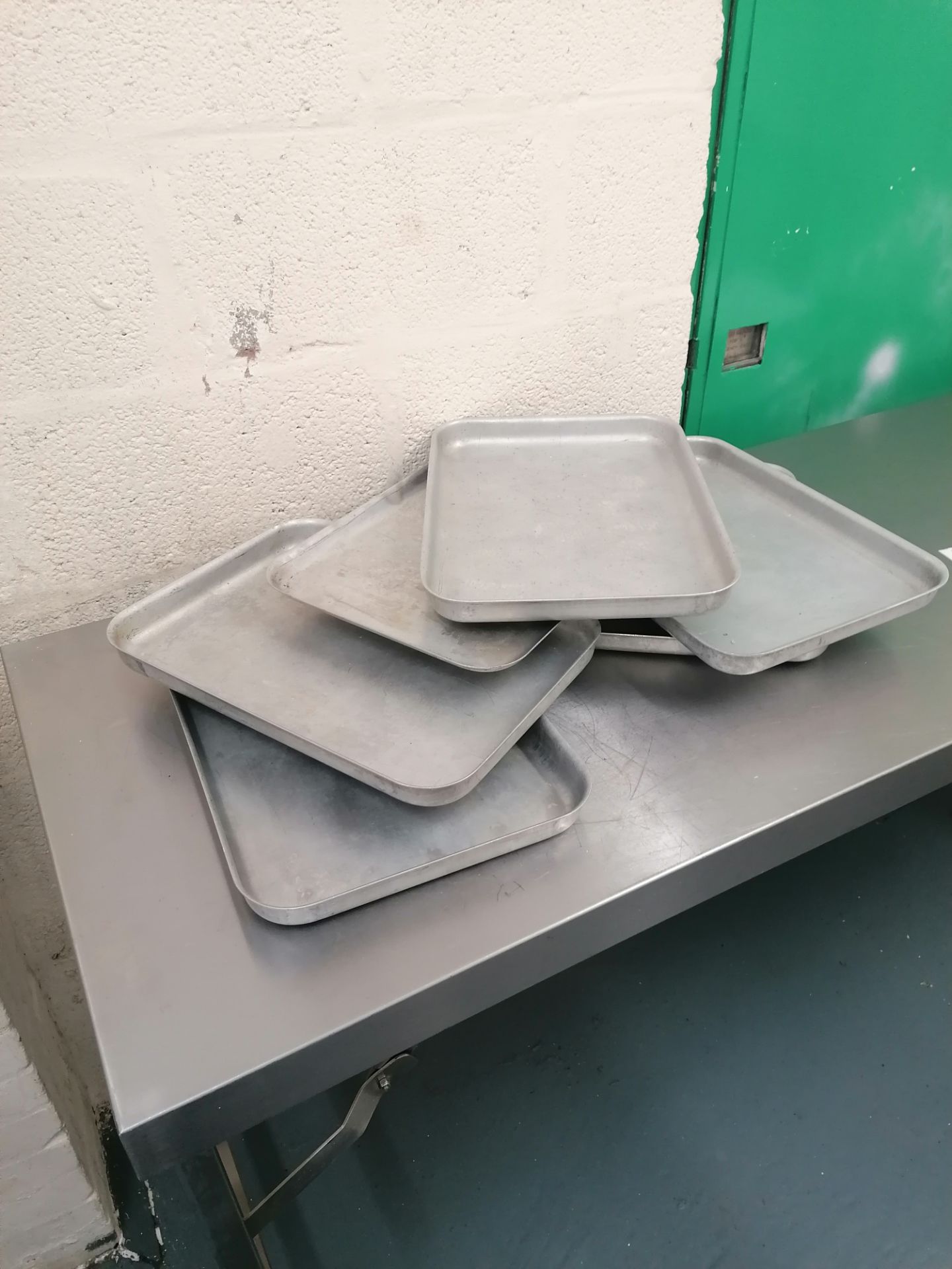 6 x Aluminium baking trays - Image 2 of 3