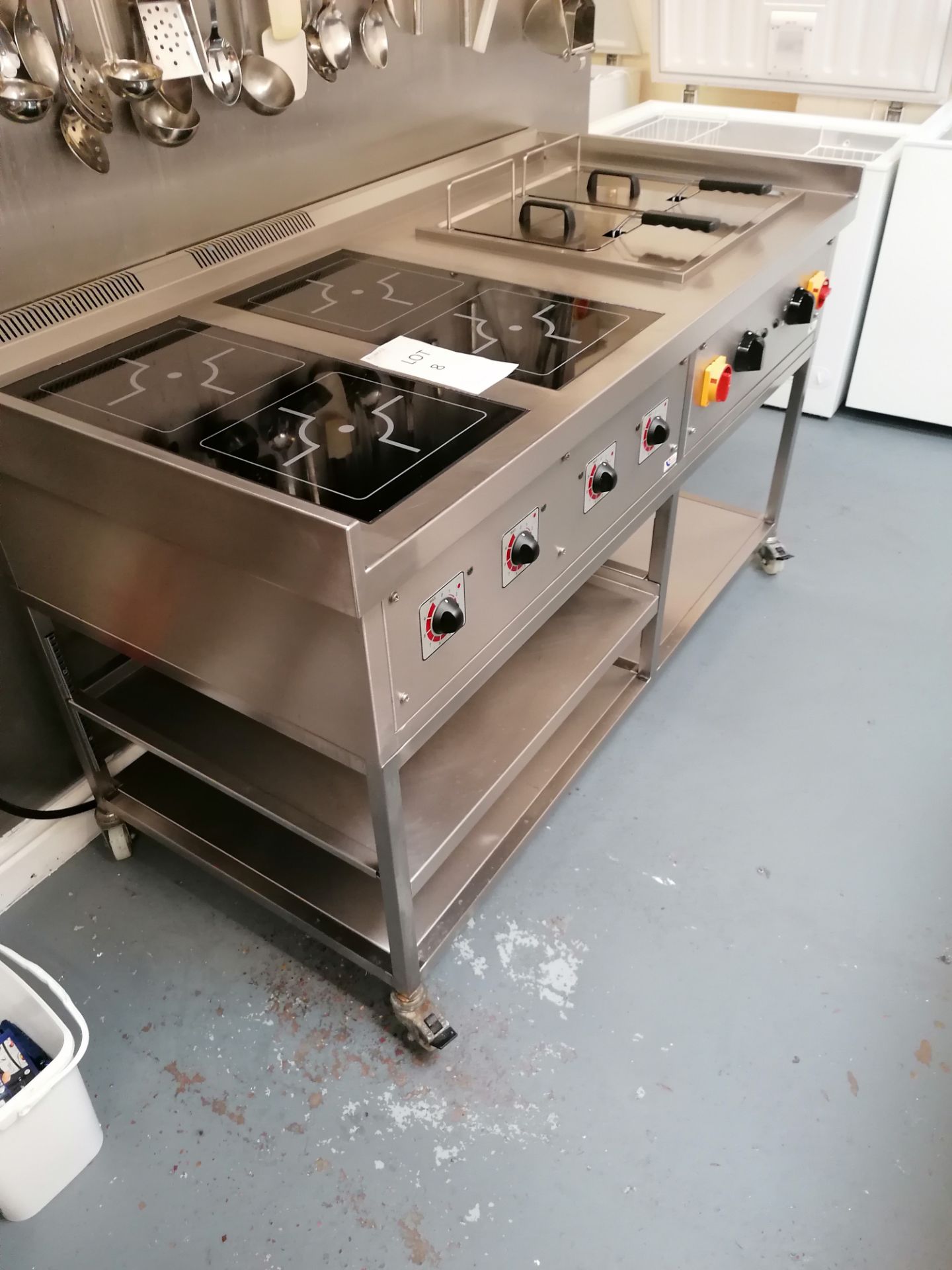 Target Catering, Twin Induction hob + twin deep fat fryer, Serial No. 12107-1112 - Image 2 of 5