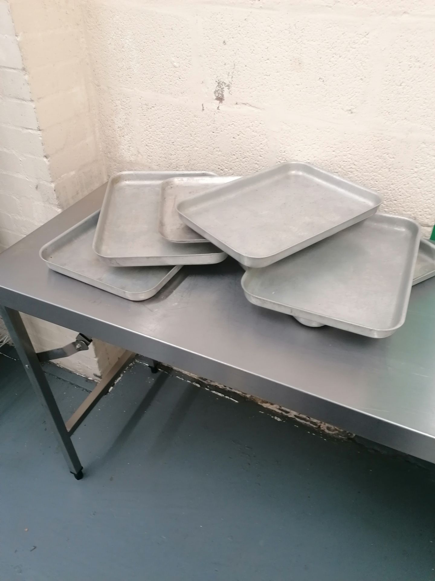 6 x Aluminium baking trays
