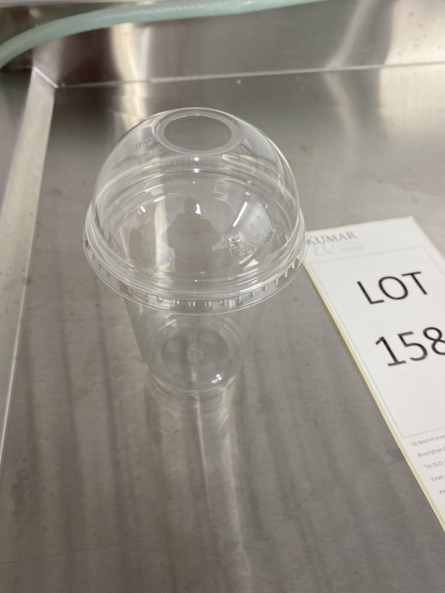 Large Quantity of 12oz Transparent Smoothie Cups with Lids - Image 2 of 13