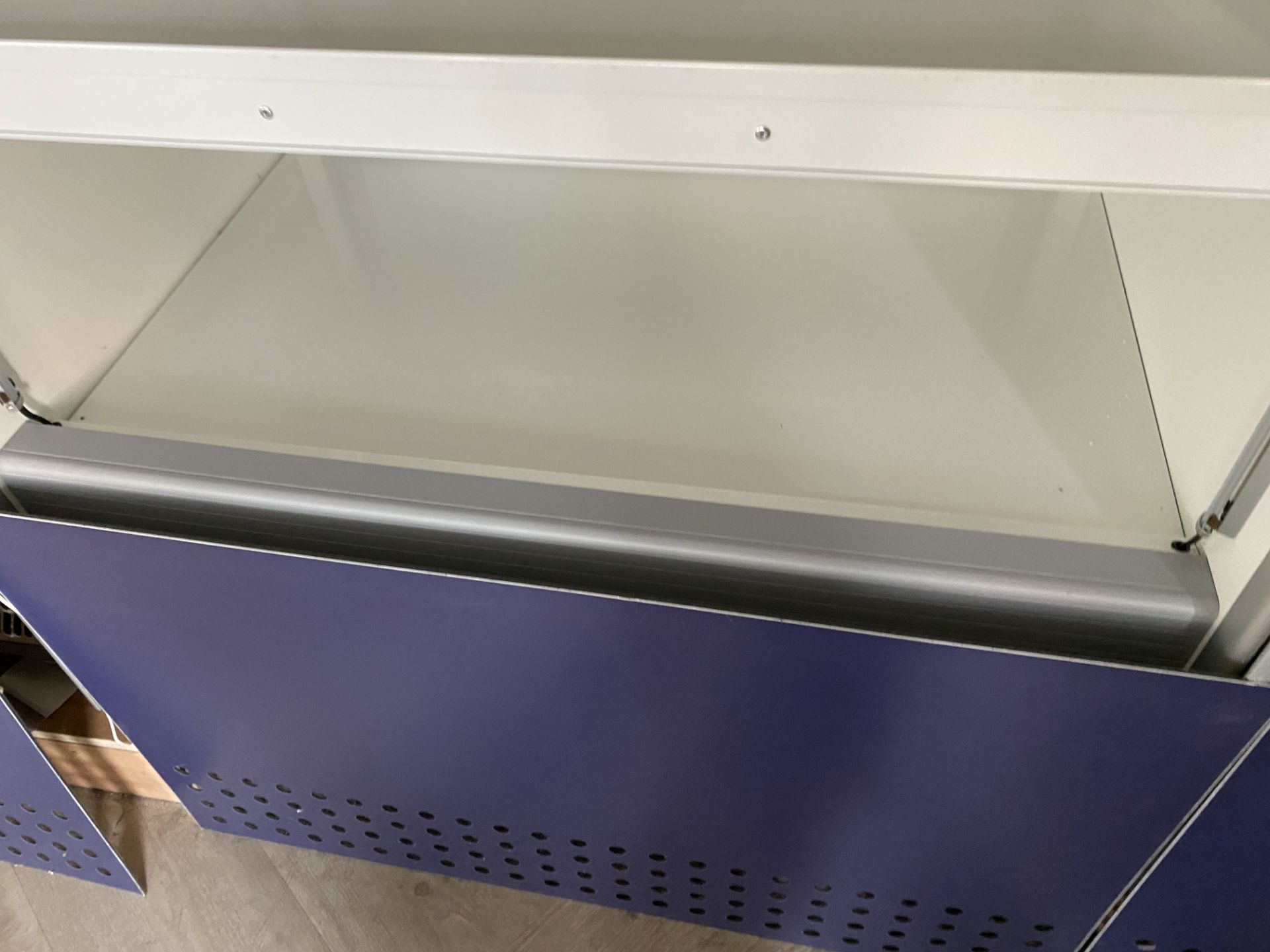 Williams Slimline Gem Multideck Heated Food Merchandising Unit with Night Blind and Electronic - Image 5 of 5