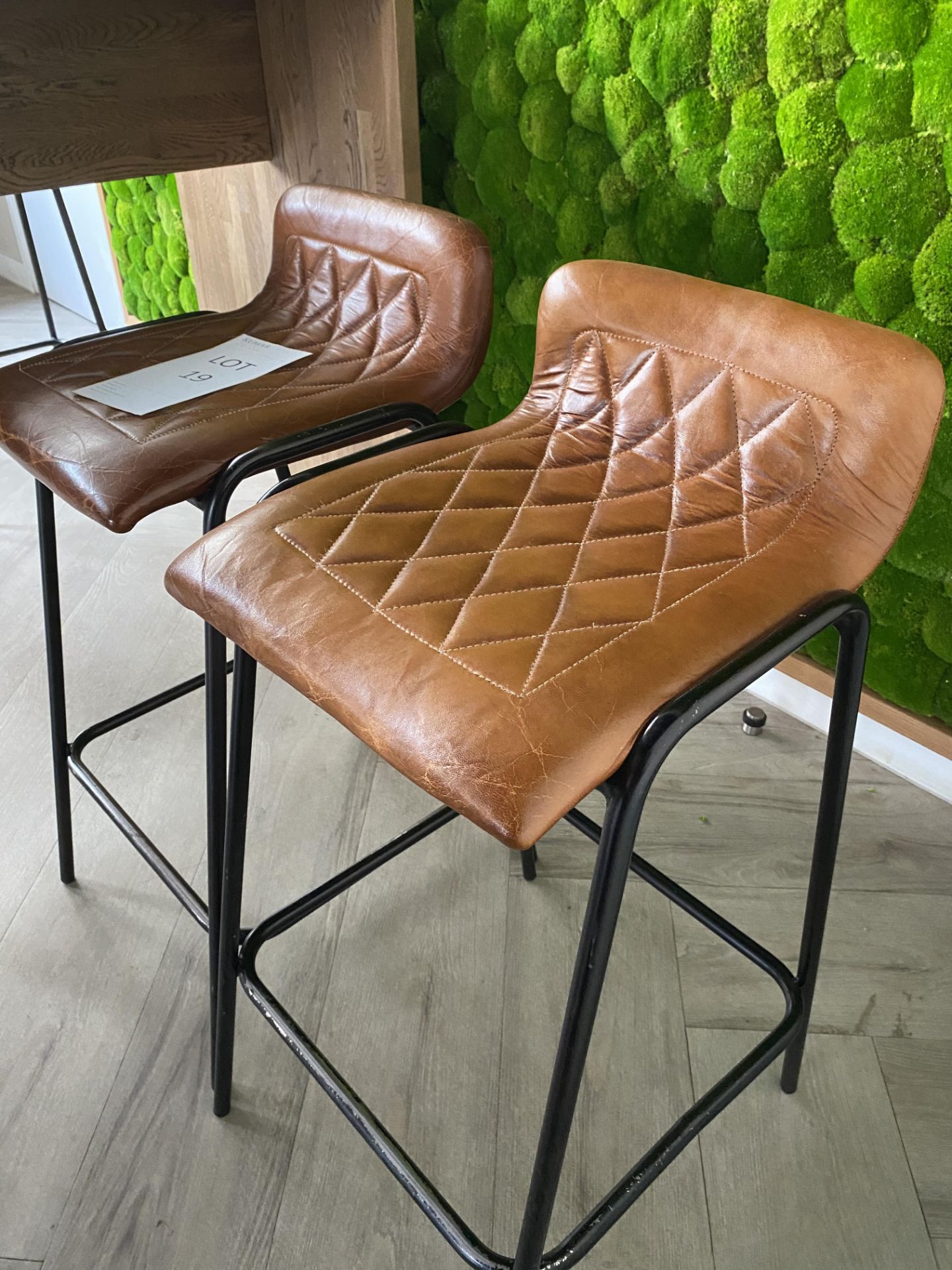 2x Leather Upholstered Bar Stools - New Cost £120 per stool - Bild 2 aus 3