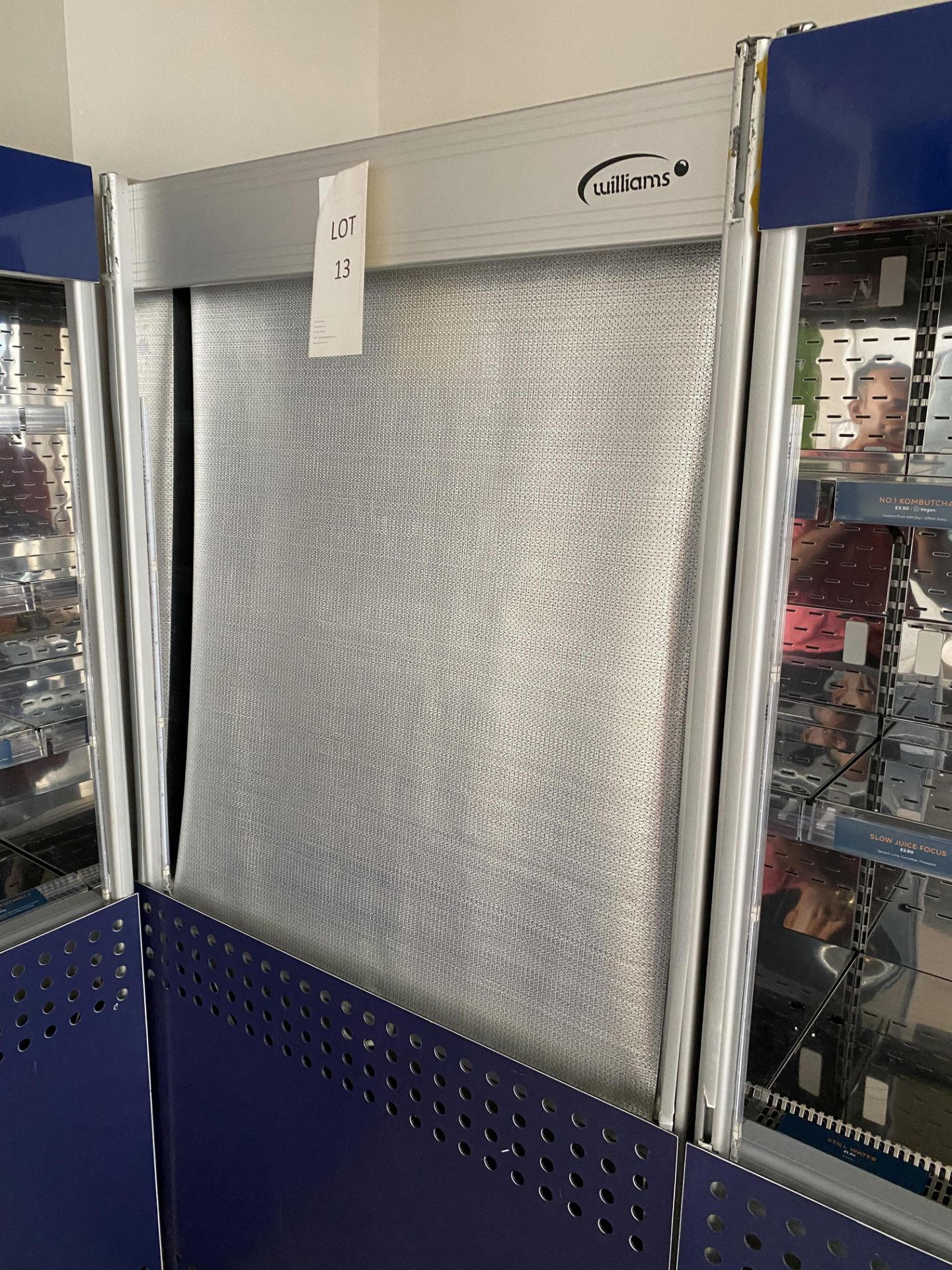 Williams Slimline Gem Multideck Food Merchandising Chiller Unit with Night Blind and IWC720/HC - Bild 2 aus 4