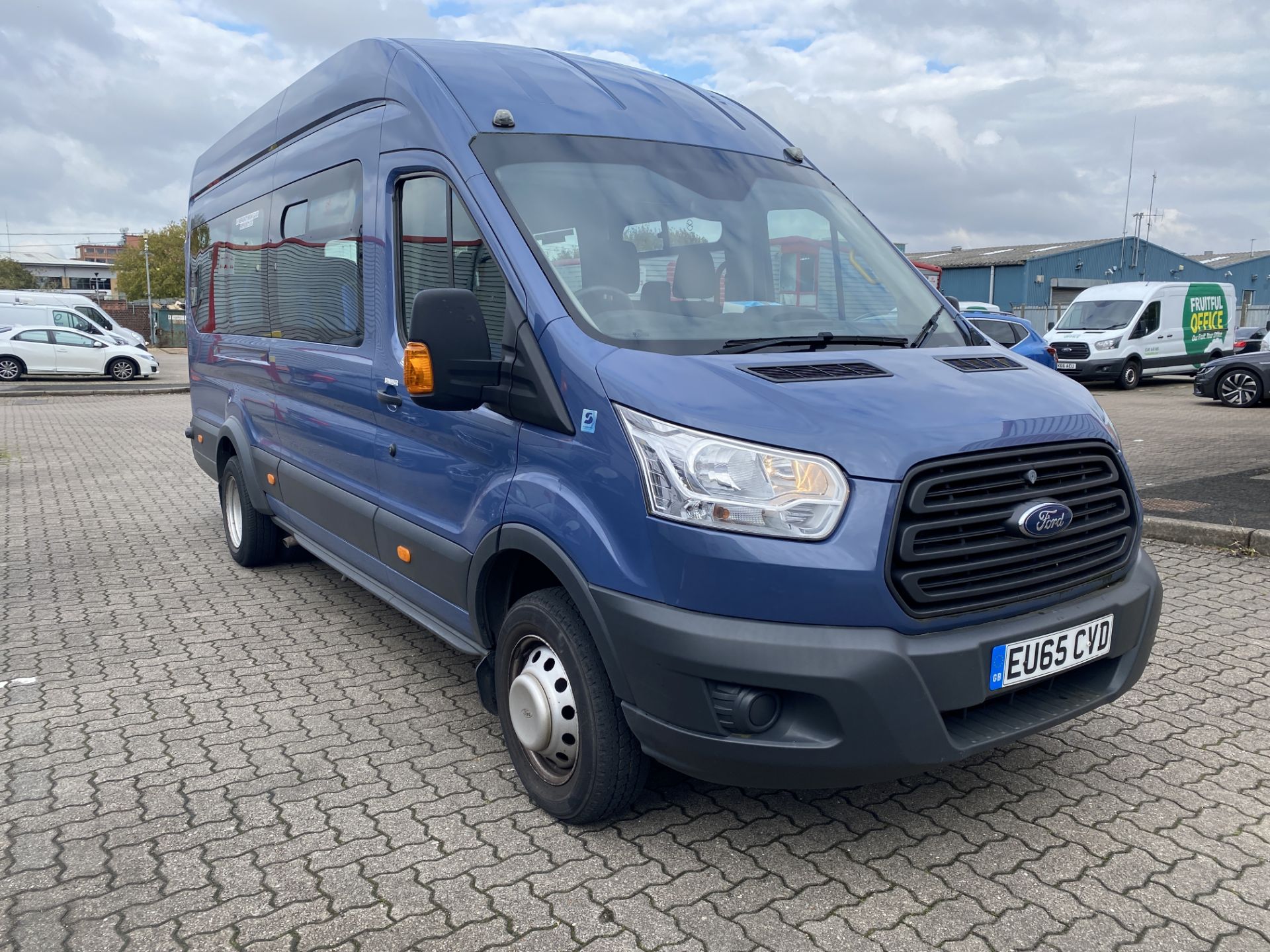 Ford Transit 350 HD - Disabled Passenger Vehicle - 65 Plate