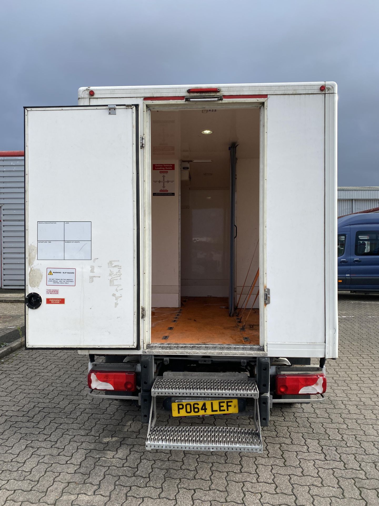 Mercedes Sprinter 313 CDI Insulated Refrigerated Box Van - Image 60 of 77