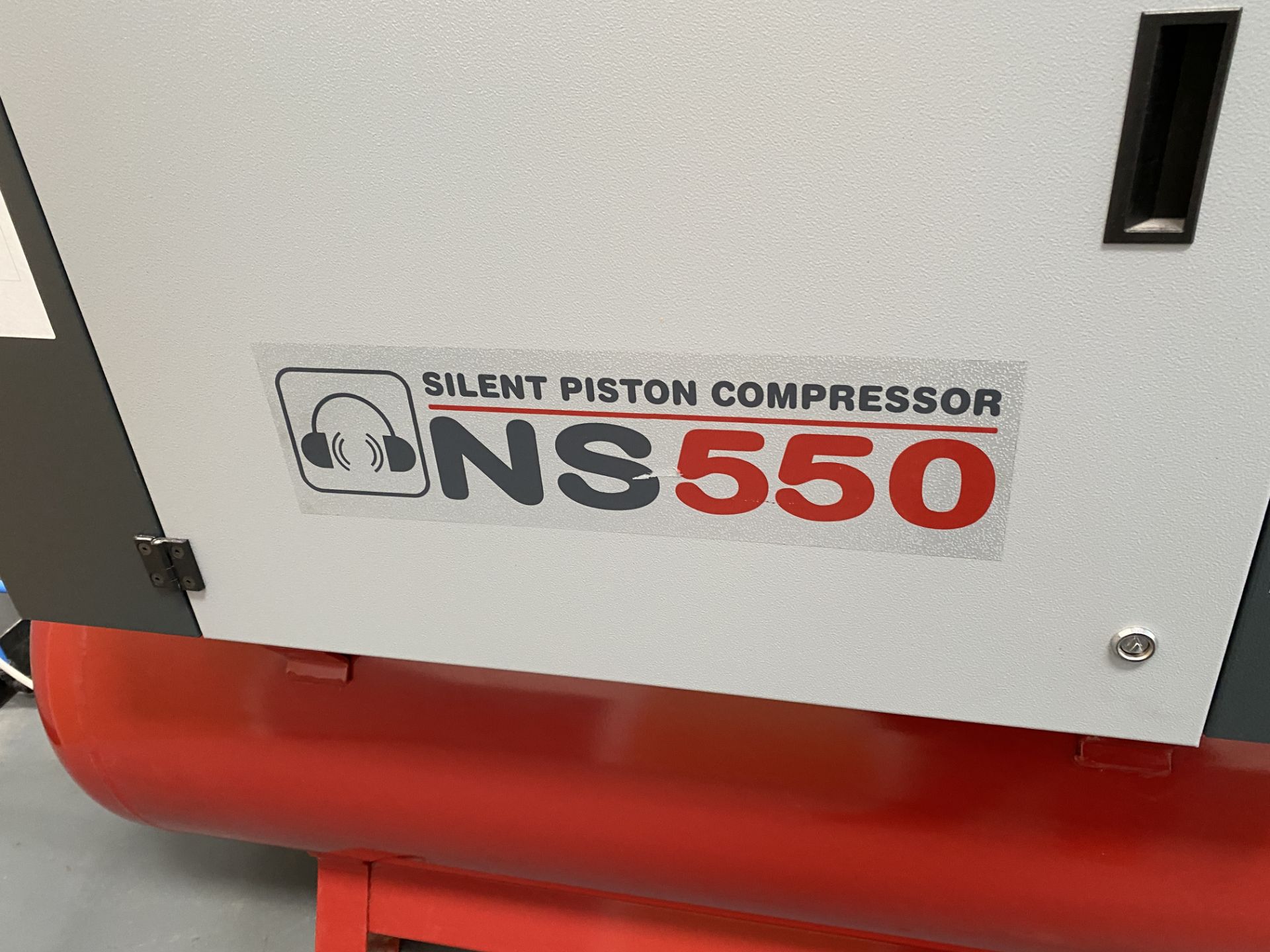 SWP Aria Model NS 550, LN55/270 Silent Piston Receiver Mounted Compressor, Serial No. 97254197/ - Image 6 of 13
