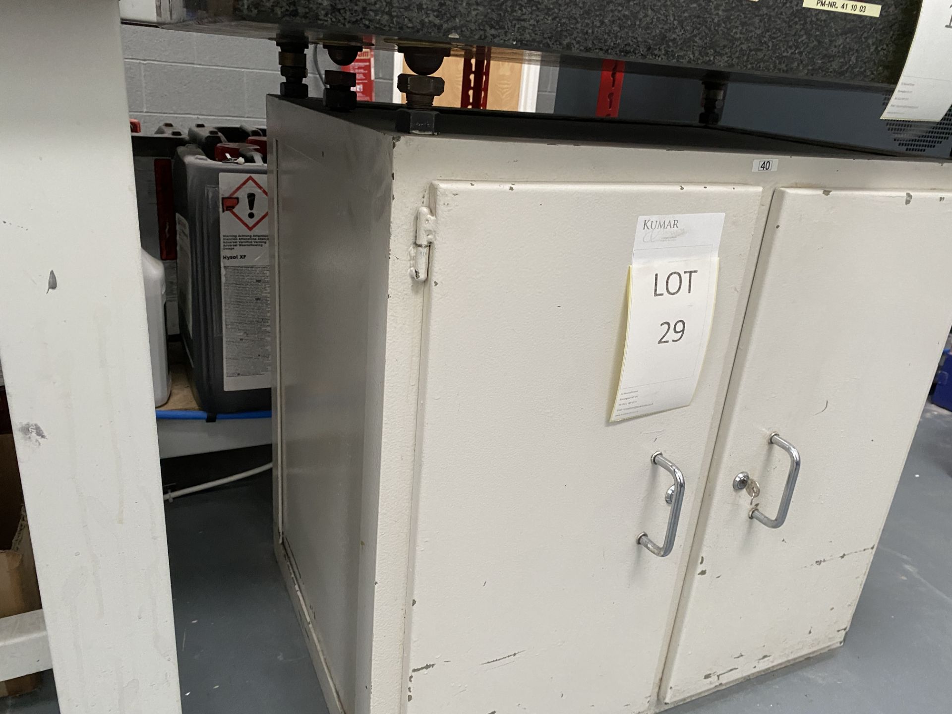 2 Door Metal Cabinet With Key - Image 3 of 5