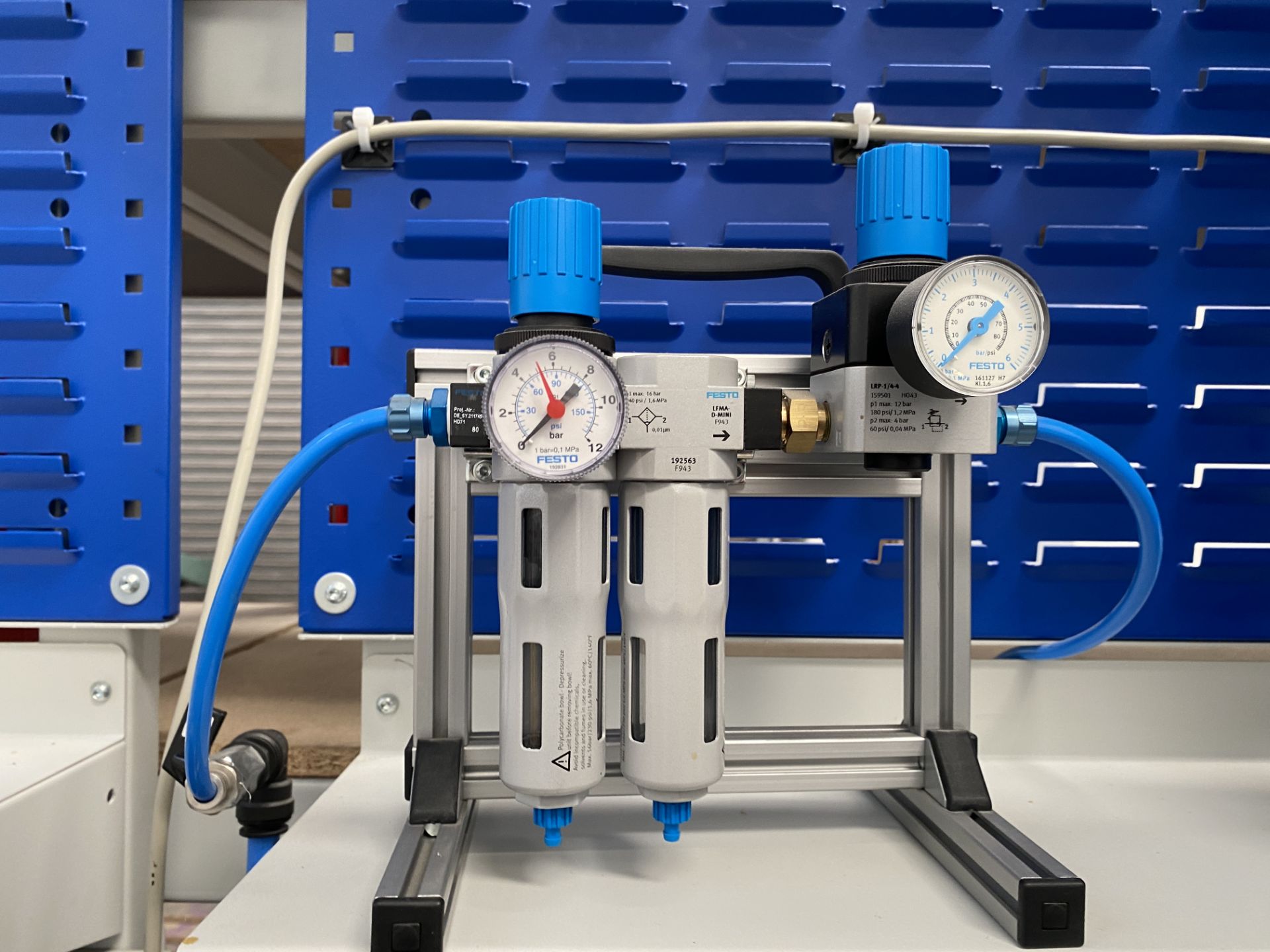 Stotz MLS - P Gauging Cylinder with Illuminated Column MLS 906X including Air Connection Pieces & - Image 3 of 5