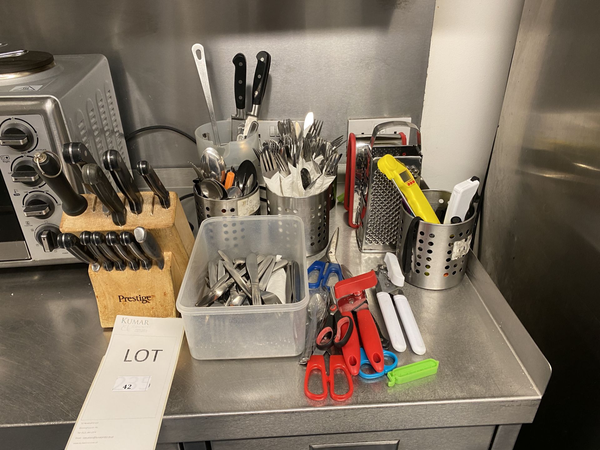 Quantity of Kitchen Utensils