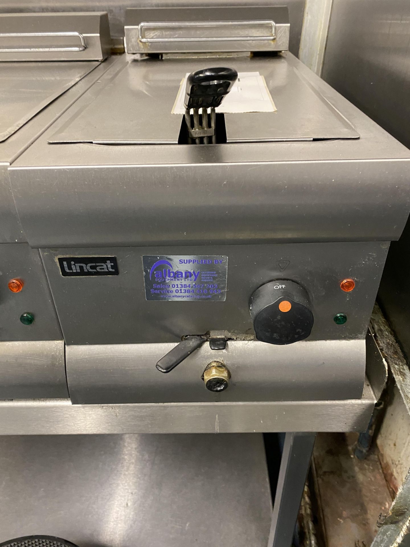 LinCat Single Basket Deep Fat Fryer - Image 4 of 4