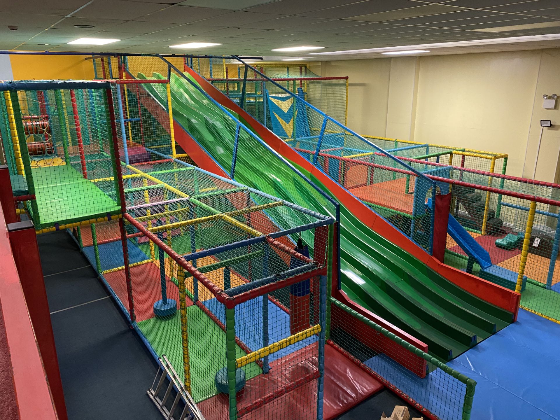 Complete Multi Tier Childrens Adventure Play System Comprising; Four Lane Slide, Single Vertical - Image 2 of 32