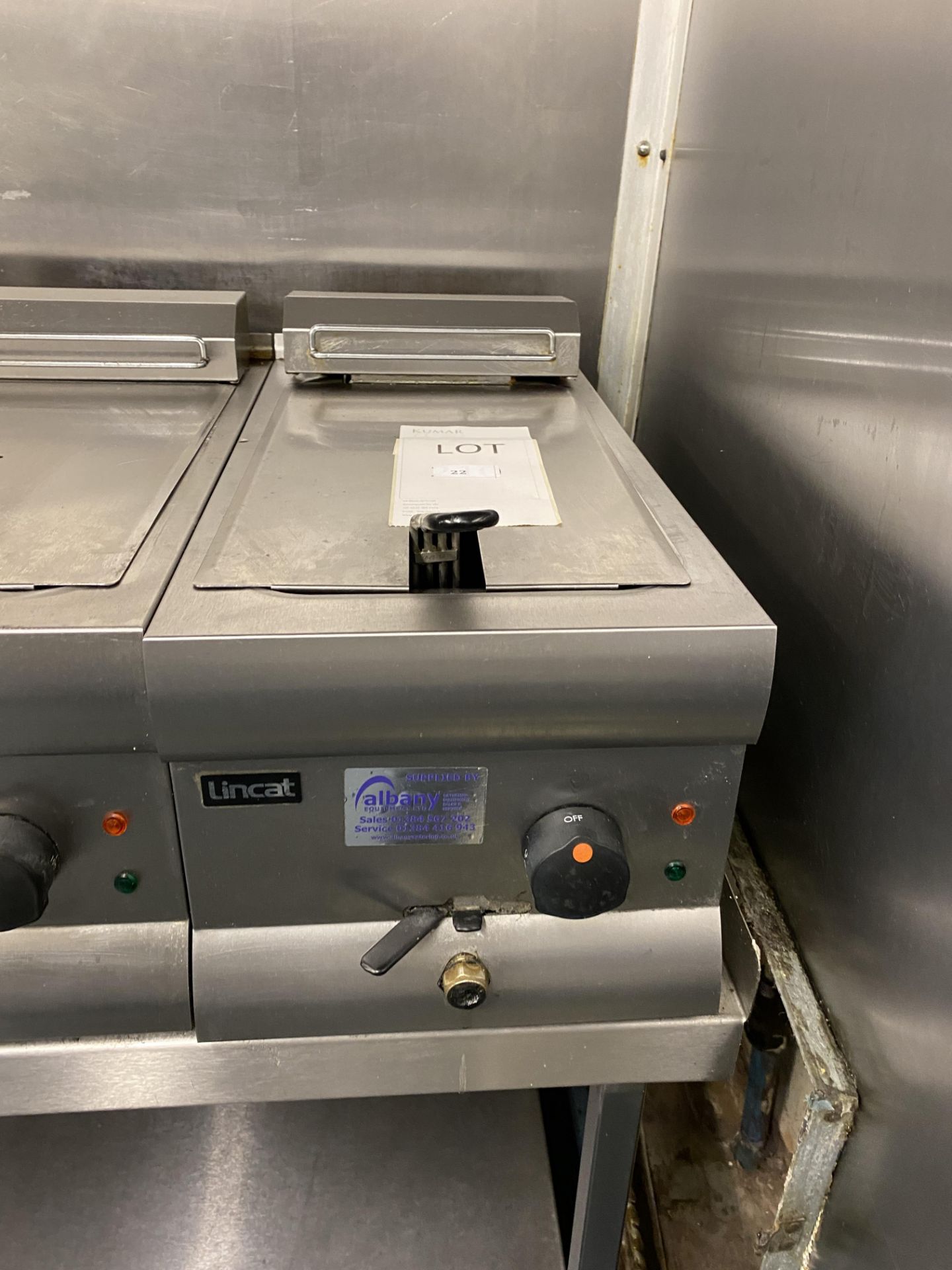 LinCat Single Basket Deep Fat Fryer - Image 2 of 4