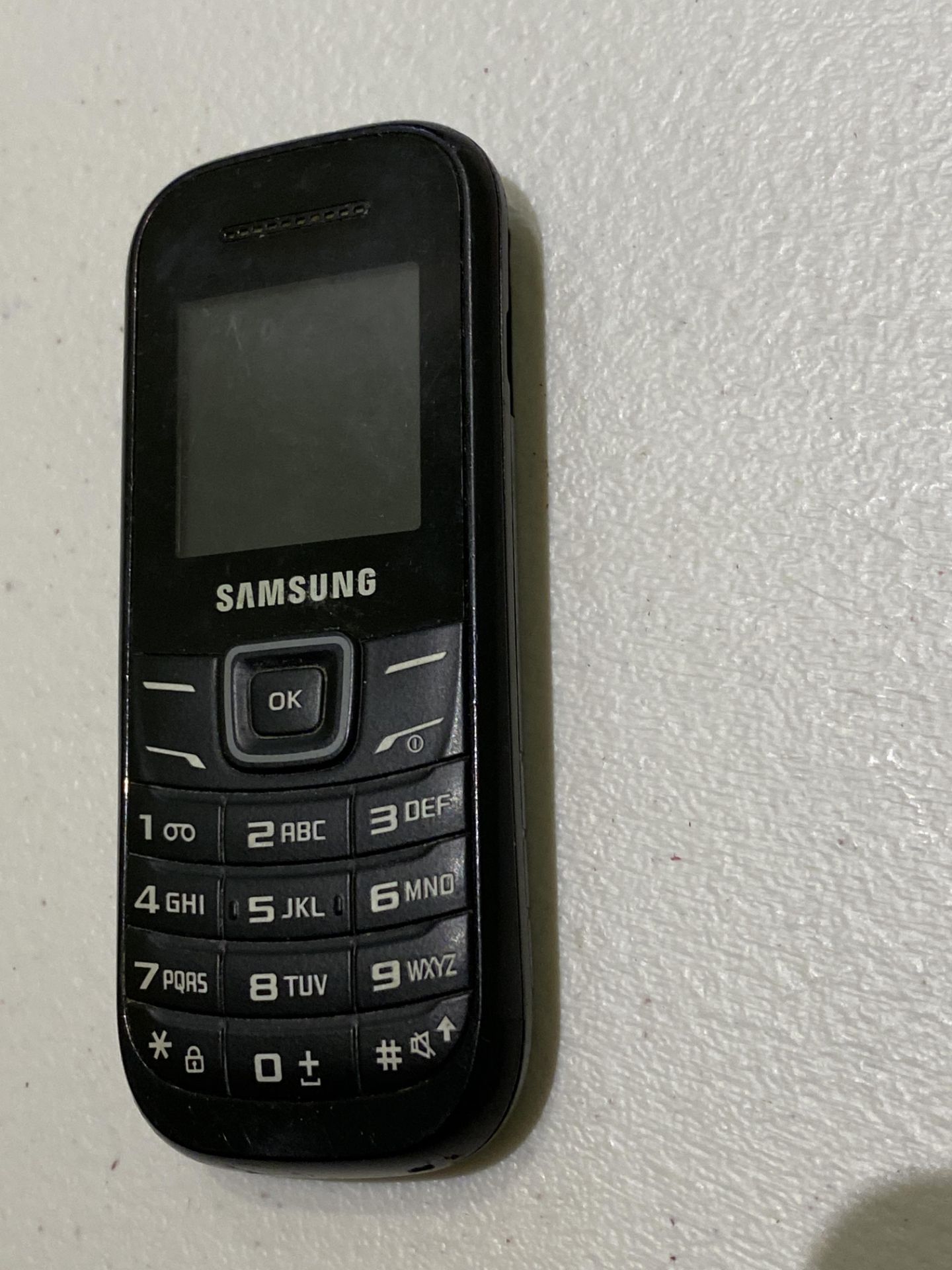 Samsung Mobile Phone - No Charger - Image 2 of 4