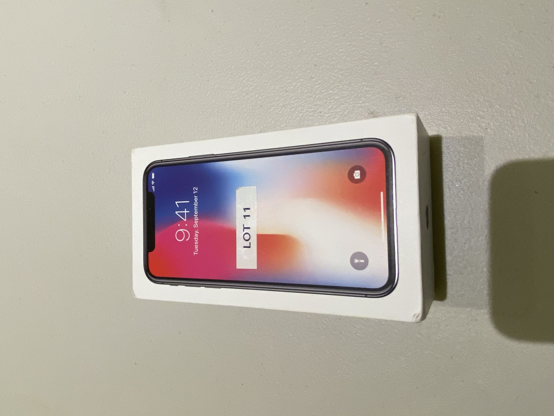 Apple Iphone X - 256GB Model - Image 12 of 14