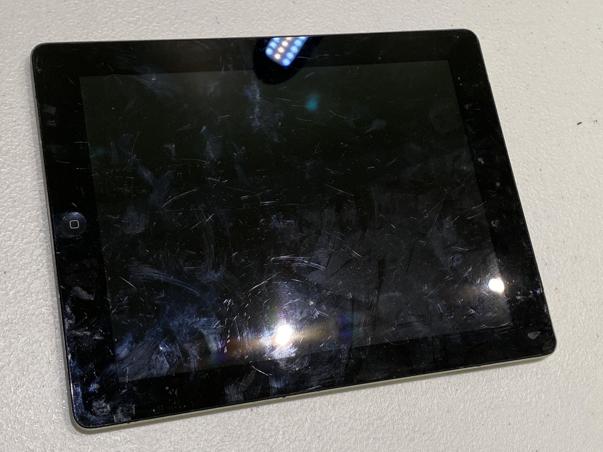 Apple Ipad Black - Image 10 of 15