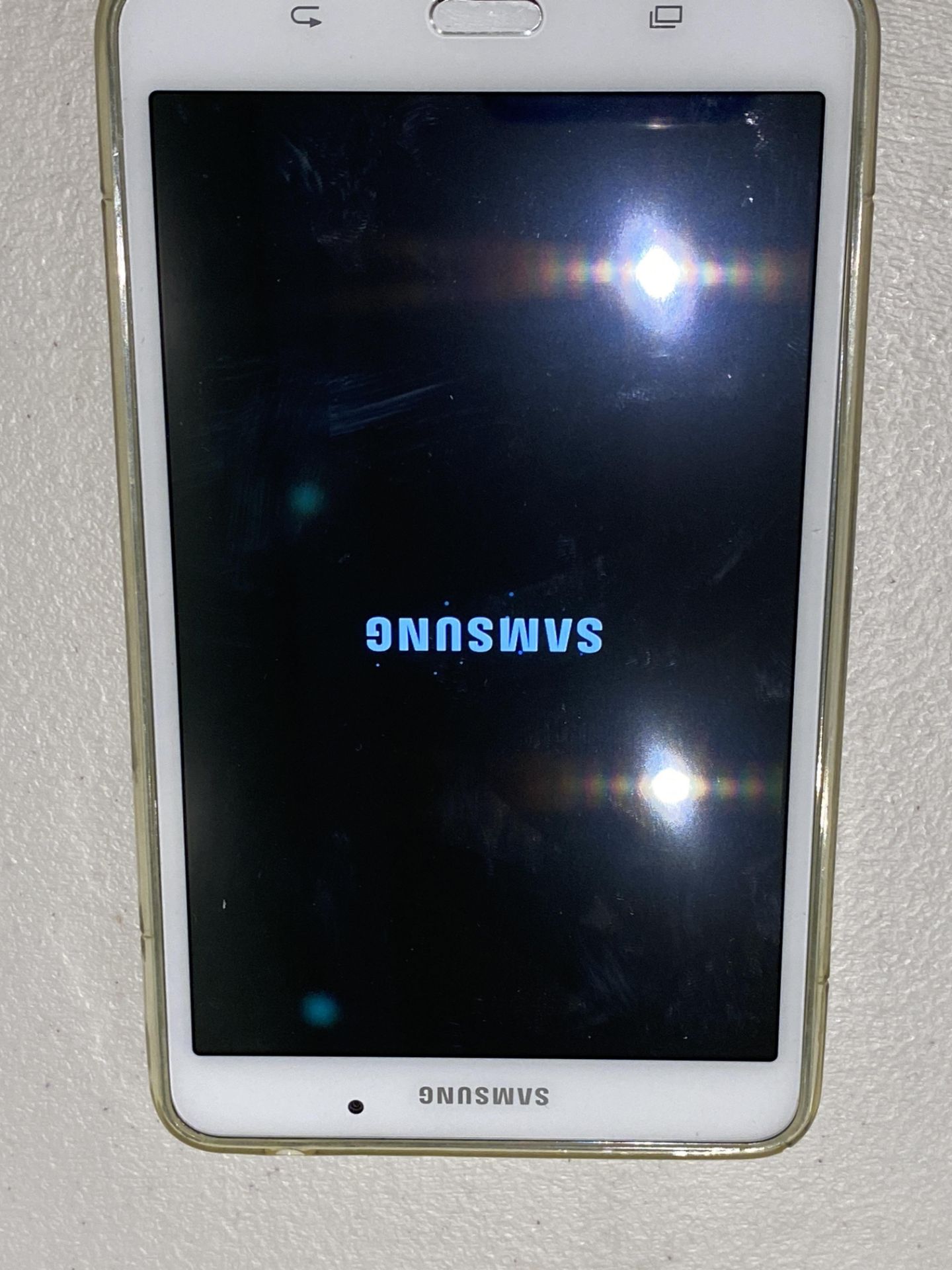 Samsung Galaxy Tab 4 - SM - T230 Tablet - Image 11 of 12