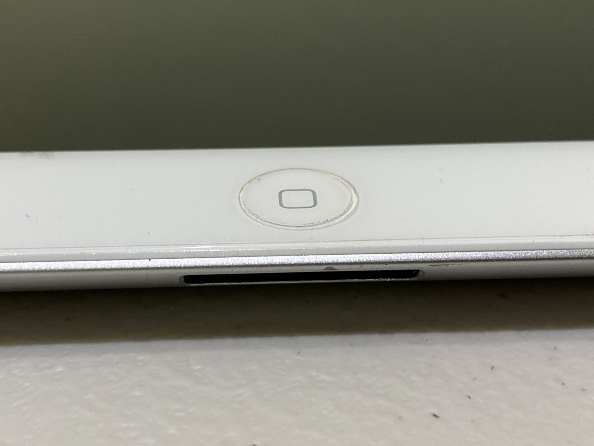 Apple Ipad Series 2 - Image 6 of 11