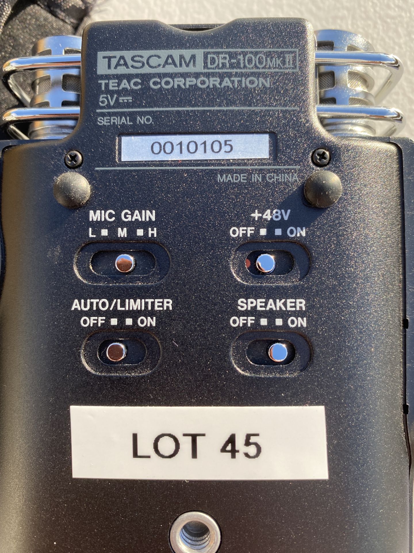 Tascam DR-100Mk II Linear PCM Recorder, with Remote Control with Cover and Carry Case, Serial No. - Image 5 of 13