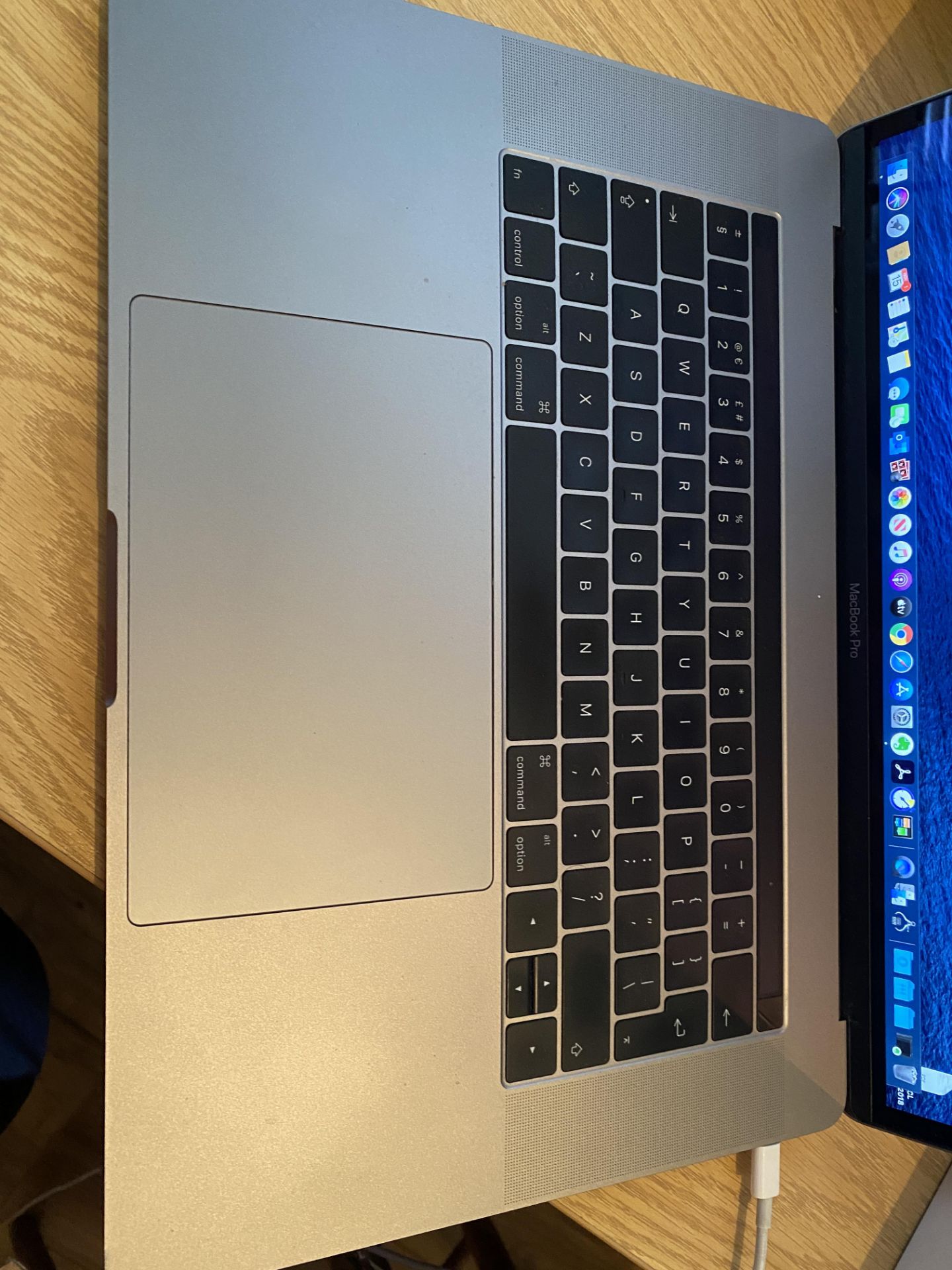 Apple Macbook Pro 15" 2016 - Purchased February 2017 - Image 2 of 8