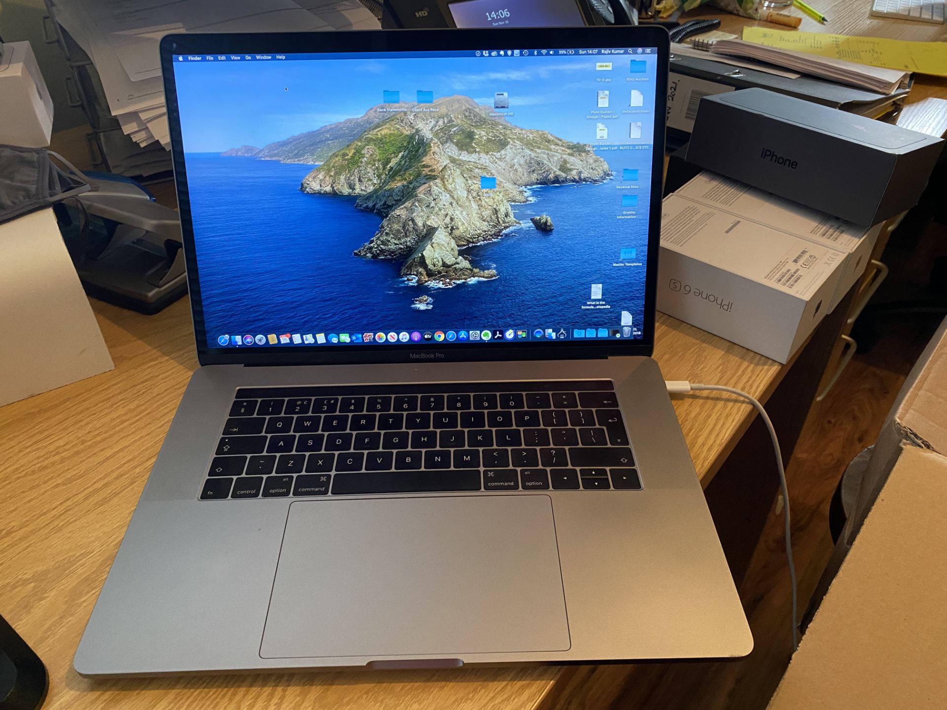 Apple Macbook Pro 15" 2016 - Purchased February 2017