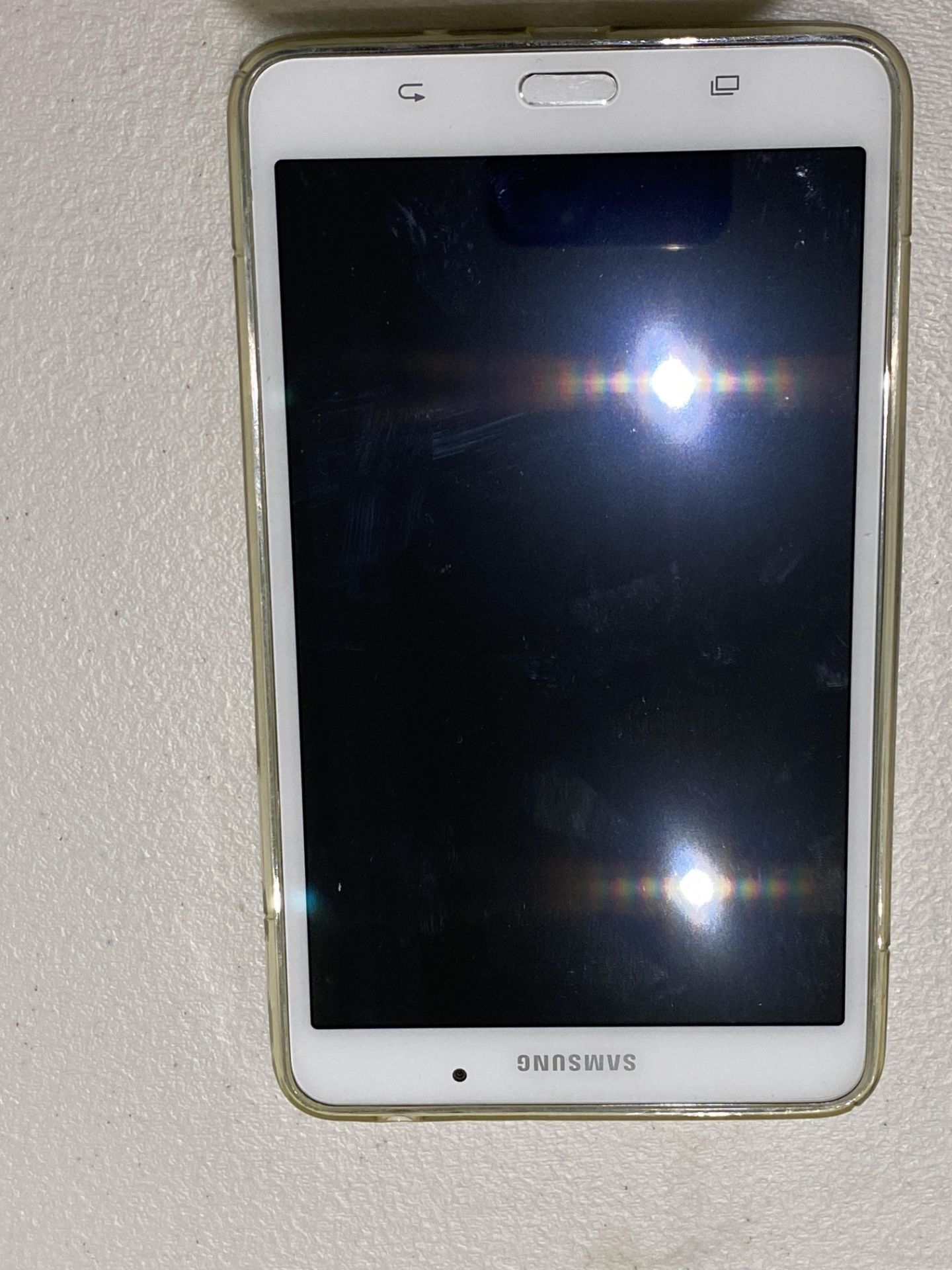 Samsung Galaxy Tab 4 - SM - T230 Tablet - Image 10 of 12