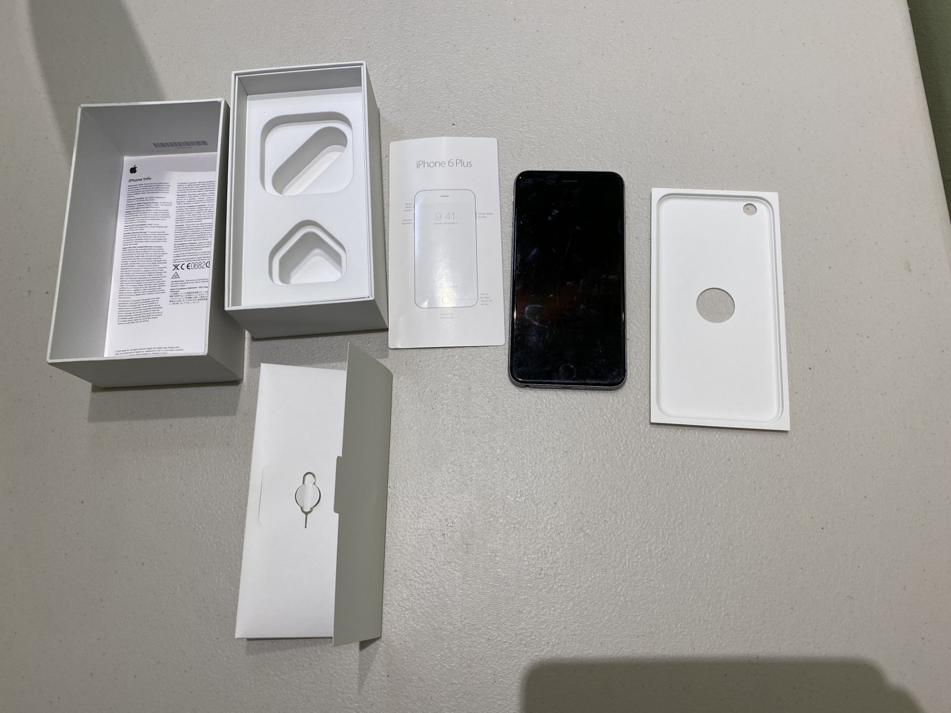 Apple Iphone 6 Plus 64 GB - Black